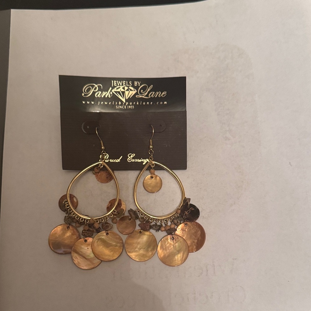 Park Lane “Deja Vu” earrings- Genuine Mother of Pearl